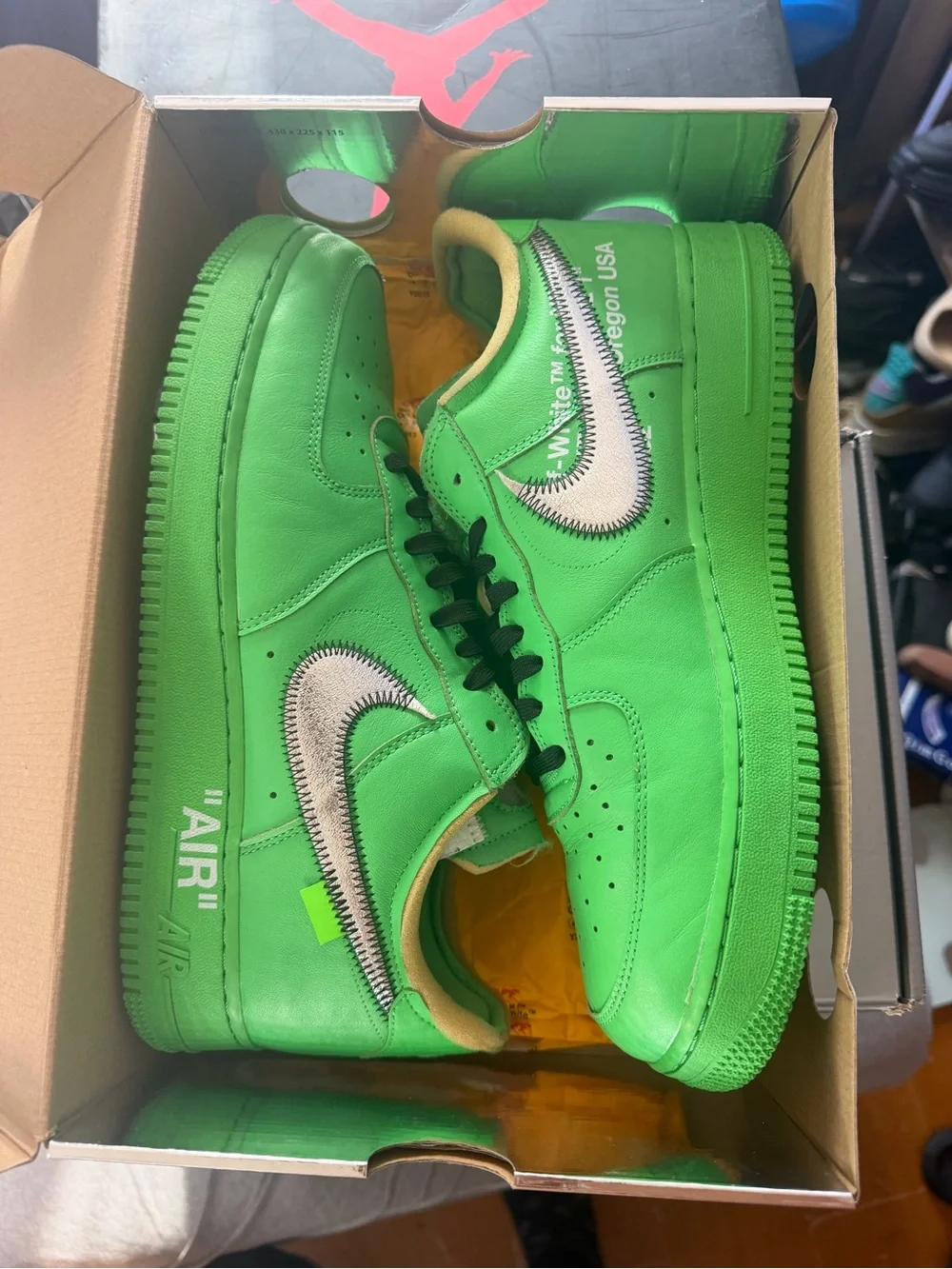 Off white Brooklyn size 11.5